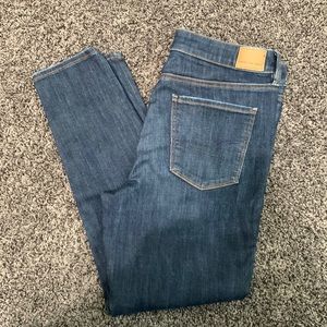 Never worn! American Eagle hi-rise jegging. Dark wash.